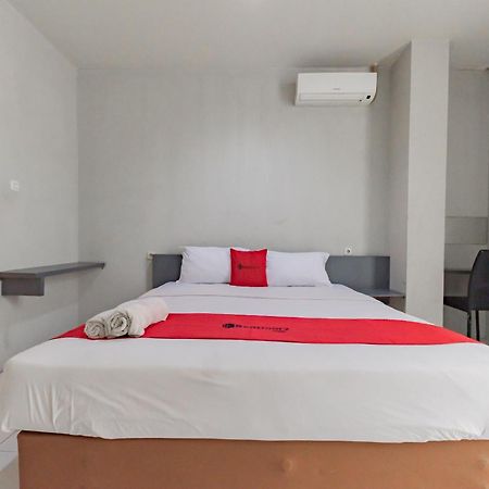 Готель Reddoorz @ Pelajar Pejuang 3 Бандунг Екстер'єр фото