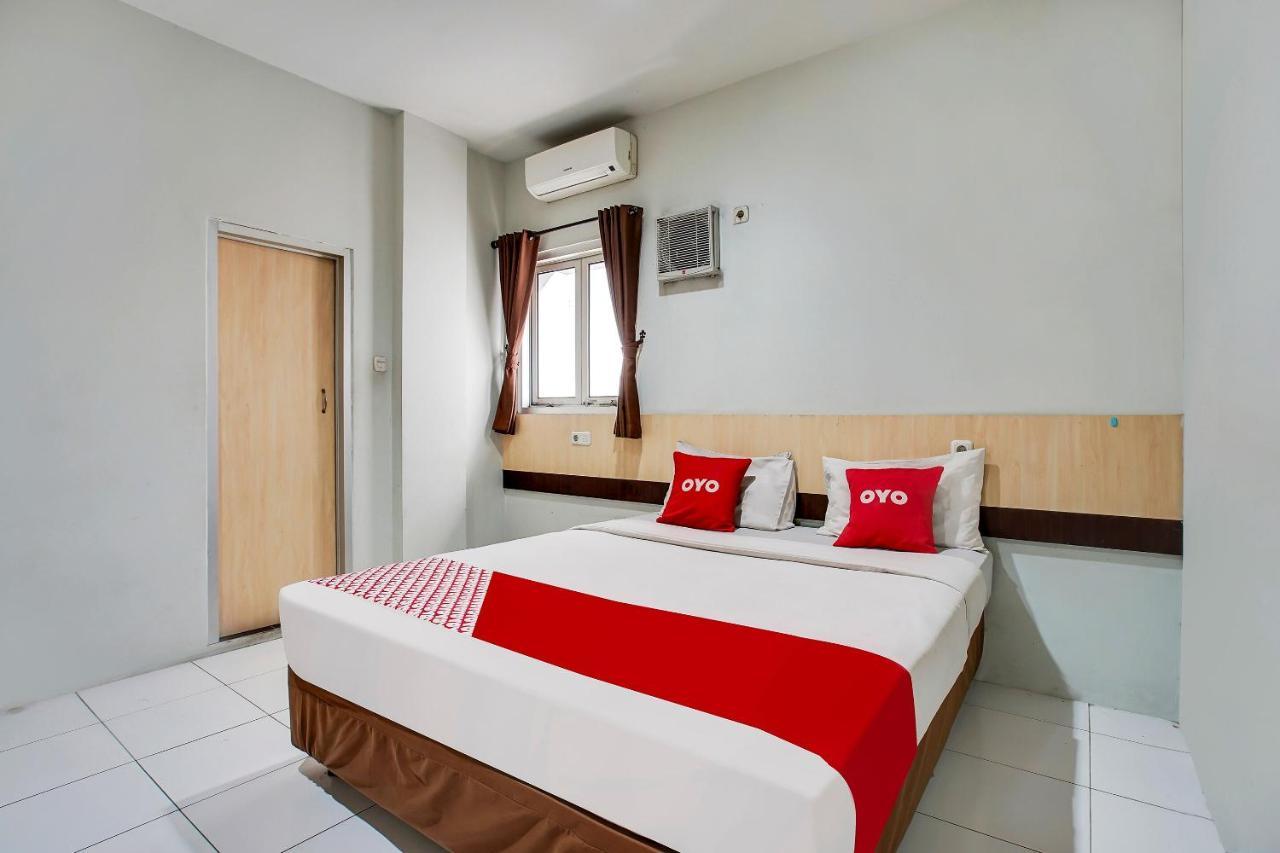 Готель Reddoorz @ Pelajar Pejuang 3 Бандунг Екстер'єр фото