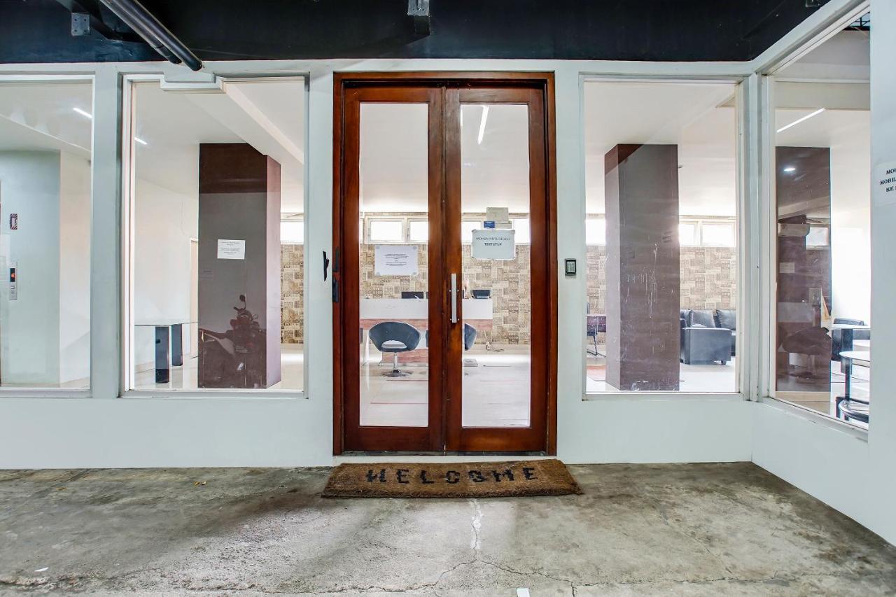 Готель Reddoorz @ Pelajar Pejuang 3 Бандунг Екстер'єр фото